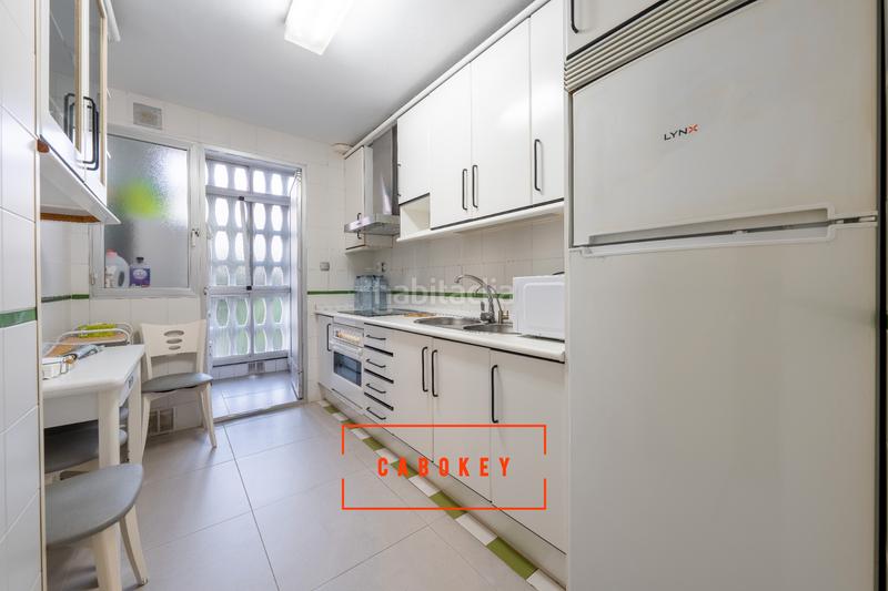 Foto 55bec0a0-6d50-4a68-bbea-0259037c387d. Appartamento in calle arenys de munt 10 in San Luis Almería