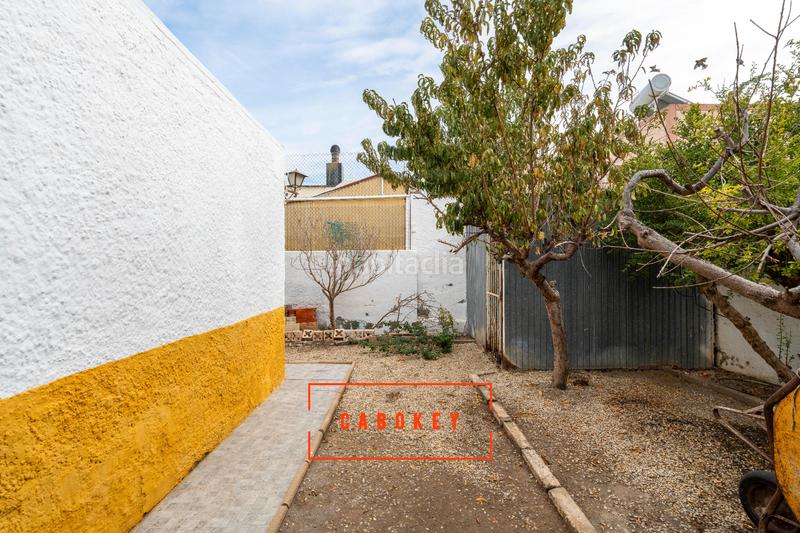 Foto 4468db8a-163f-4996-9377-857dd34da793. Chalet dans calle dickens 12 dans Costacabana - Loma Cabrera Almería