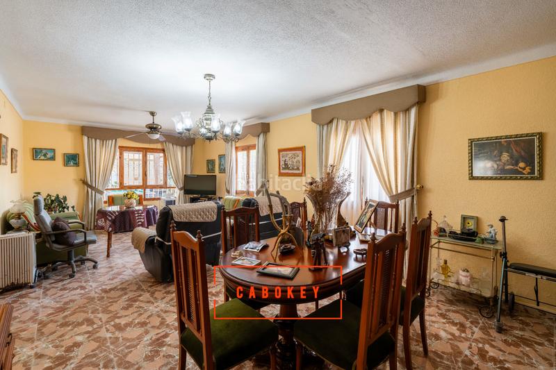 Foto f220a8dc-97d0-485f-ad20-fb6602b9f8bc. Chalet dans calle dickens 12 dans Costacabana - Loma Cabrera Almería