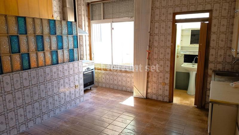 Foto 2f8189c0-8e1b-477f-b07b-1be6e5a1202b. Duplex in Centre Mataró