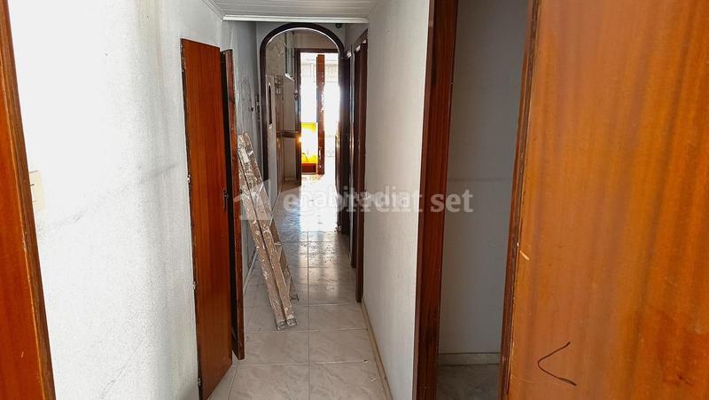 Foto c9308647-dc96-4b00-951e-4703bce09687. Duplex in Centre Mataró