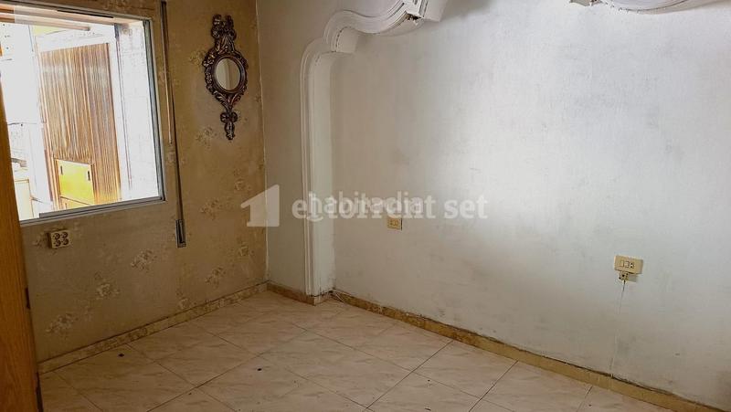 Foto f3c89832-9622-4139-b08f-0f19cccc0b44. Duplex in Centre Mataró