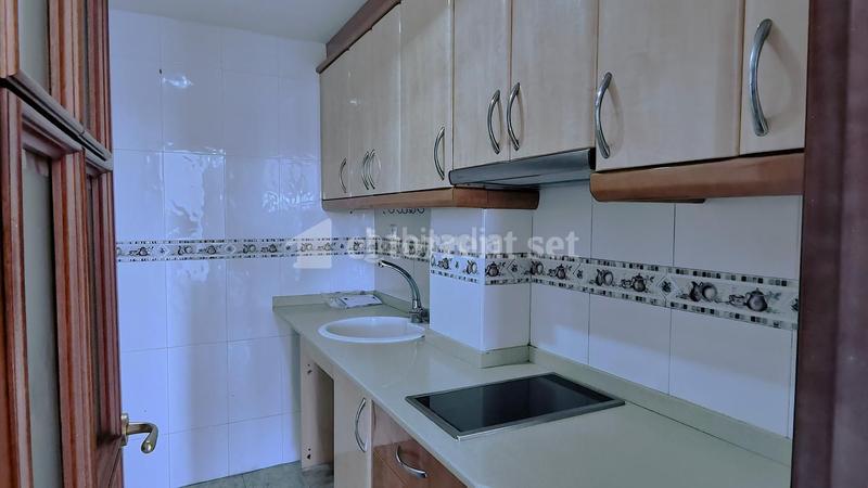 Foto 476f41e6-eea1-4a50-a955-2e8c8d99384a. Flat in Cerdanyola Sud Mataró