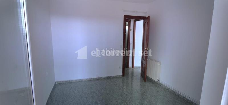 Foto fb9a3234-5ba4-472e-92f3-f87f1dda6c2b. Flat in Cerdanyola Sud Mataró