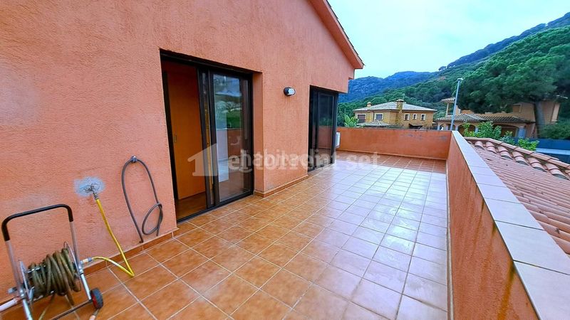 Foto 25ac4162-b4a7-46da-b8fa-18b980d28b74. Casa amb calefacció aparcament piscina a Nucli Urbà Argentona