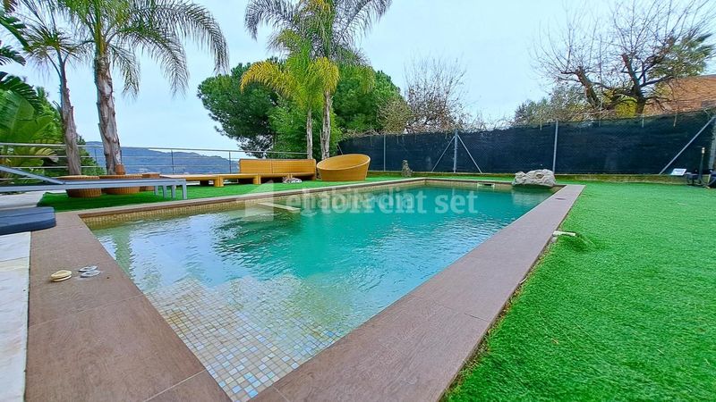 Foto da9675d1-74c4-413b-96c0-0e223ceb574d. Casa amb calefacció aparcament piscina a Nucli Urbà Argentona