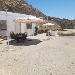 Casa a Jubalcoi. Fantástica casa con terreno y vistas panoramicas