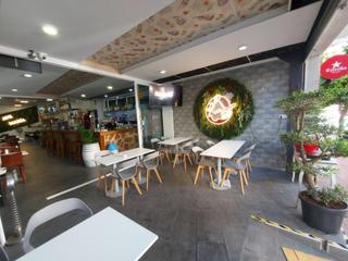 Local Comercial a Centro. Local en playa levante santa pola