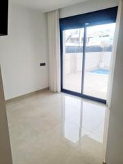 Chalet  Calle felipe. Villa independiente  benijofar