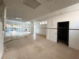 Locale commerciale  Plaza de los cantos canarios. Local en plaza de los cantos canarios