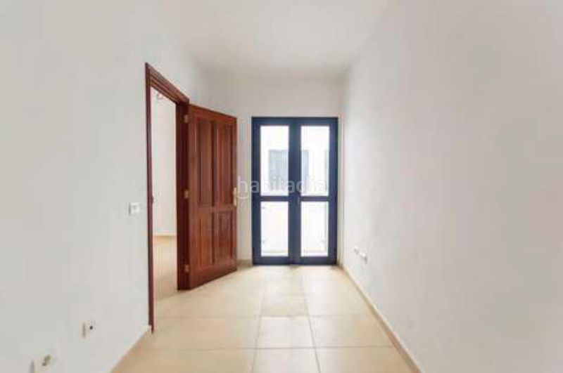 Foto 02e09367-728d-4201-b61b-912c58ec096a. Edificio in Barlovento
