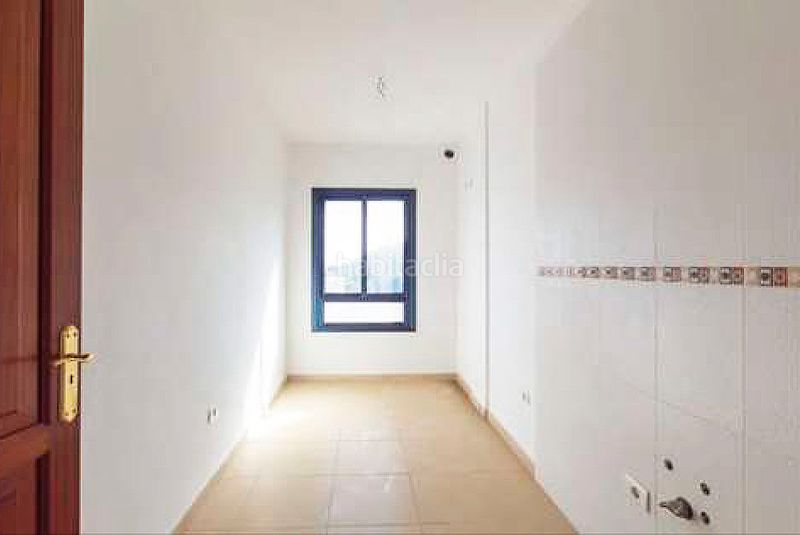 Foto 1a37161b-eb88-4108-9807-32f527f745b4. Edificio in Barlovento