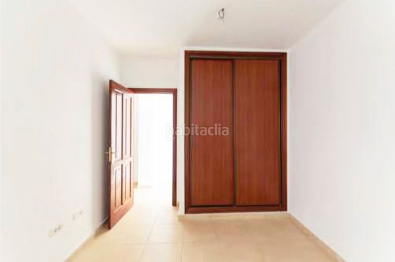 Foto 62a1295c-51ce-4526-bd98-089d0fa055a6. Edificio in Barlovento