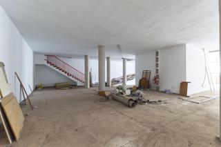 Local Comercial  Calle gran duque. Local comercial de 370 m2 en la gallega