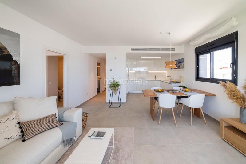 Foto e5a300ce-f4bf-4ce8-948f-48bfa9c25d33. Apartamento  moderno con vistas impresionantes al mar en gran alacant en Santa Pola