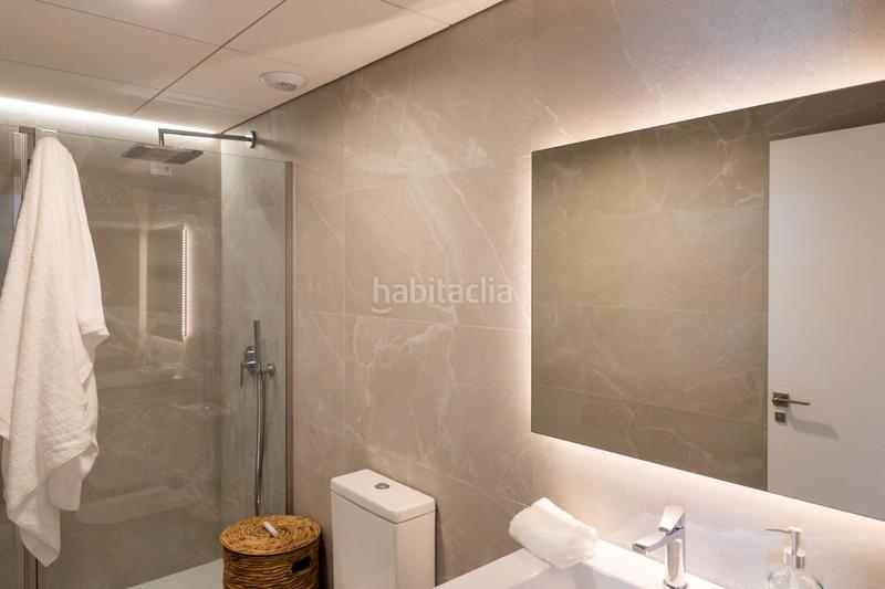 Foto f3d07cb2-bd0c-410a-8930-deef4d724f17. Apartamento  moderno con vistas impresionantes al mar en gran alacant en Santa Pola