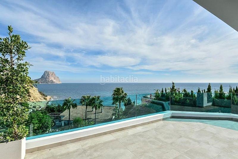 Foto 34d30479-b62d-45dc-839a-9020b95e4f0d. Chalet extraordinario chalet en primera linea de playa en Calp