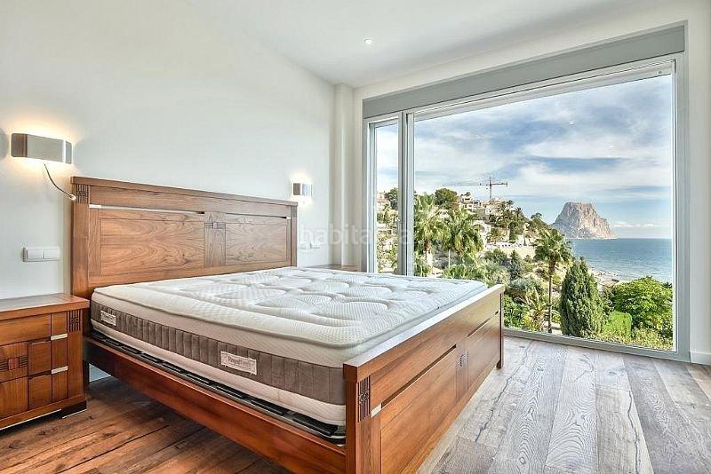 Foto 449eef8f-8123-46a6-8a6c-24d4351802d1. Chalet extraordinario chalet en primera linea de playa en Calp