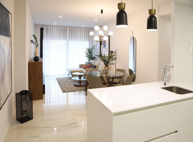 Foto 6c06e21f-a531-42ad-a3c5-5a62f1a52dcf. Apartament amb calefacció aparcament piscina a Playa Poniente Benidorm
