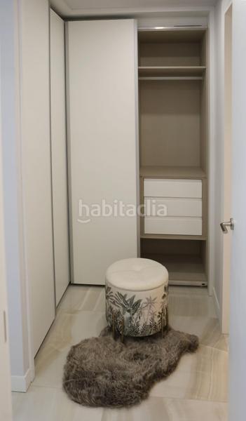 Foto c99e6936-1cdf-4d93-805e-26399c2f8f2a. Apartament amb calefacció aparcament piscina a Playa Poniente Benidorm