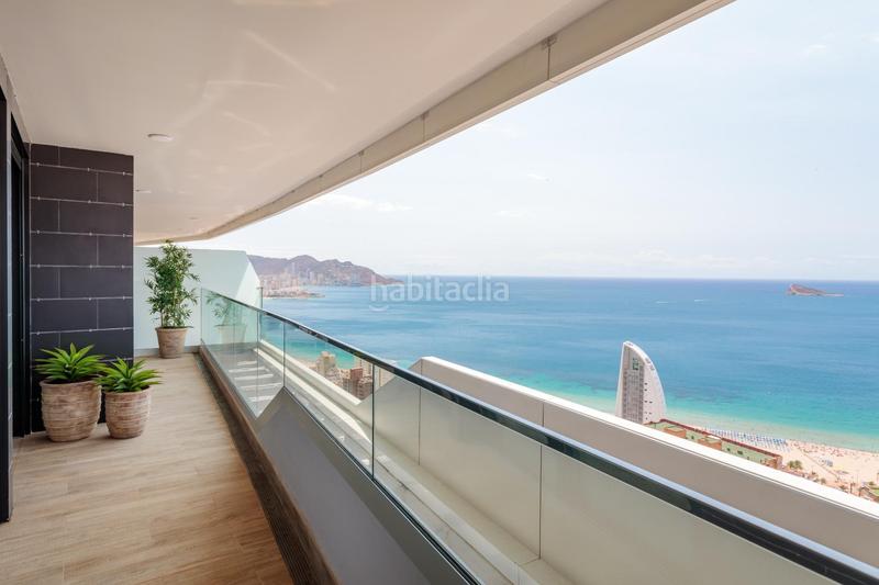Foto d84e0804-1a66-41ef-9791-b628e18bcadf. Apartament amb calefacció aparcament piscina a Playa Poniente Benidorm