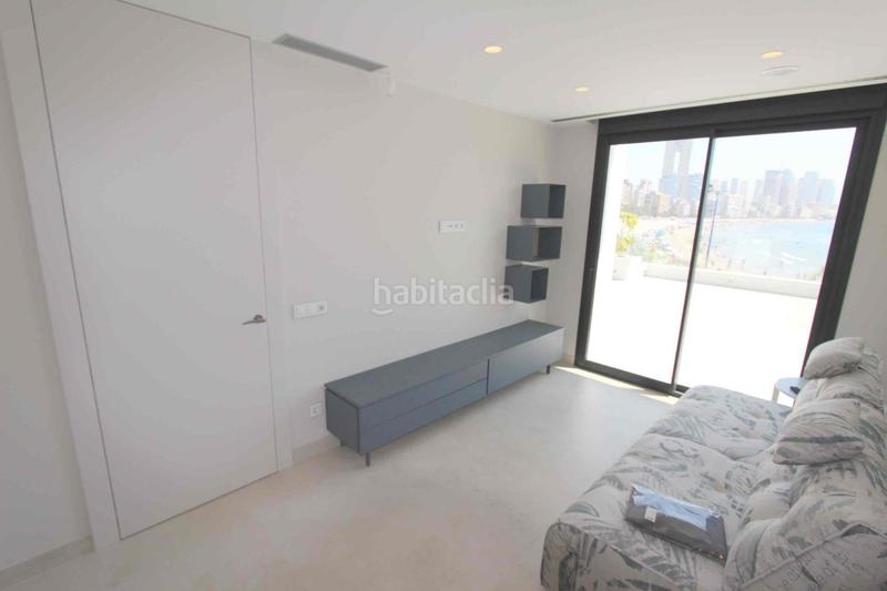 Foto 4621ee6e-b5f9-489c-a4e0-1d82e9b48cd3. Dachwohnung mit heizung parking pool in Playa Poniente Benidorm