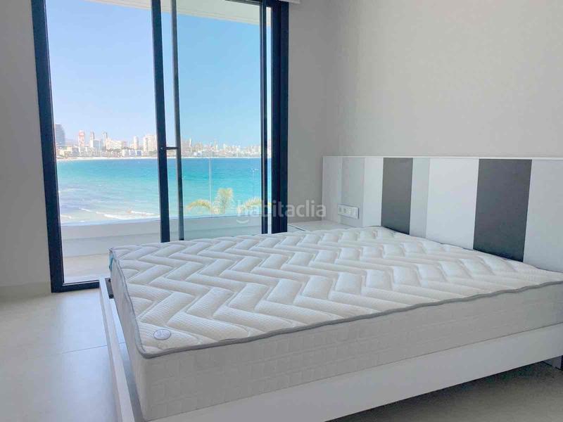 Foto 596e733d-8a31-40e5-bbfa-3dc539c9f78a. Dachwohnung mit heizung parking pool in Playa Poniente Benidorm