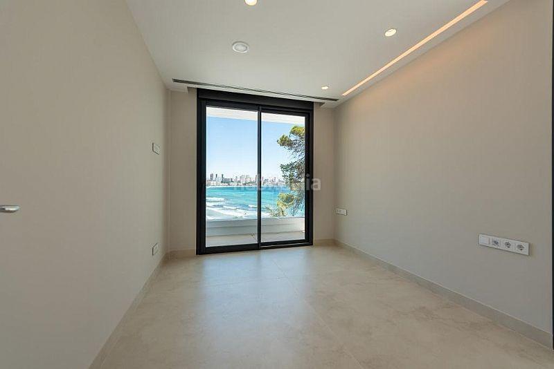 Foto 933140ca-4b65-440b-bf73-d6156271ba6d. Dachwohnung mit heizung parking pool in Playa Poniente Benidorm