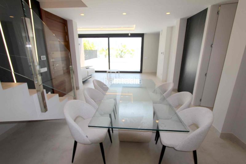 Foto a07b8361-e3c7-4e76-9fcb-7a9698c9f77c. Dachwohnung mit heizung parking pool in Playa Poniente Benidorm