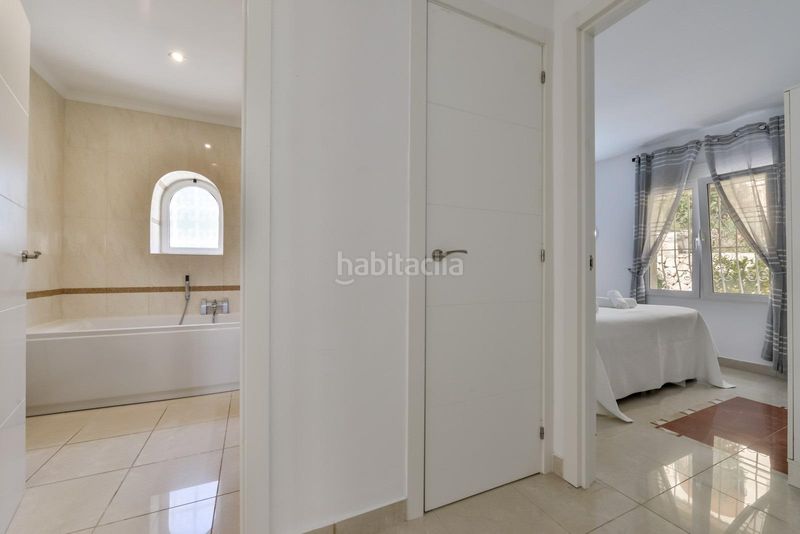 Foto 120a8a81-761c-4fbc-a930-9423120fe1a1. Xalet amb calefacció aparcament piscina a Maryvilla Calp