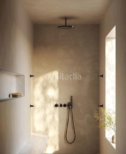 Foto 1730c6c4-b170-47cd-8a0a-1d2df258e3cd. Xalet amb aparcament piscina a La Fustera Benissa