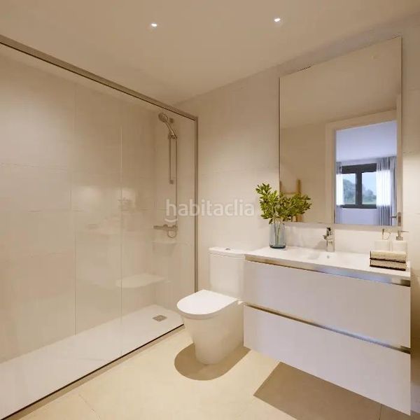 Foto 53c6e47f-1103-436c-a29b-de01fa007405. Apartament amb calefacció aparcament piscina terrassa a Alicante