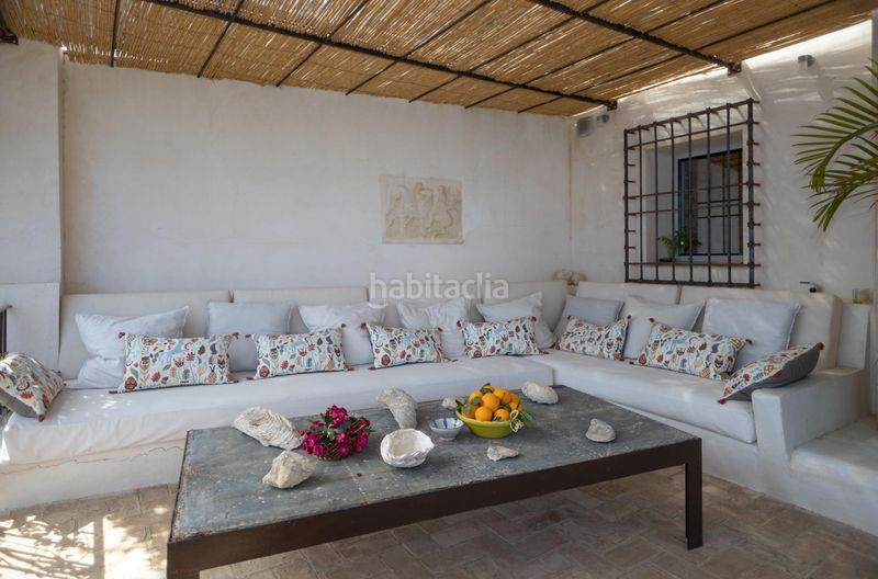 Foto d76c357e-3d09-4506-aa35-00fa0bc8baee. Xalet amb calefacció aparcament piscina a Mascarat Altea