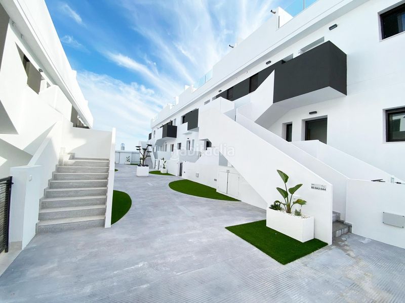 Foto 6aa56f9b-2de3-4499-8157-8e5b9d85012d. Dúplex amb aparcament piscina a Los Balcones-Los Altos Torrevieja