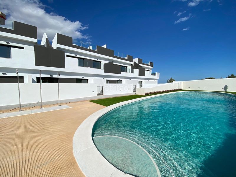 Foto ac7c37a6-1ca1-4b3d-9d79-7f8353954e17. Dúplex amb aparcament piscina a Los Balcones-Los Altos Torrevieja