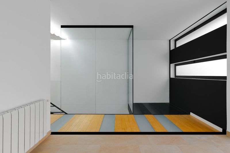 Foto 62a63518-f73f-4834-b473-9dddcb5e57e1. Casa amb aparcament a Mercado Alicante