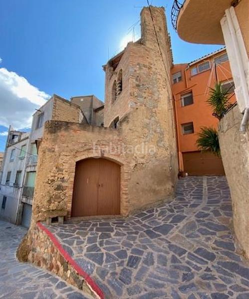 Foto 34852ddf-666a-49b9-adc3-3d8771f3fdc3. Casa adossada a Duesaigües