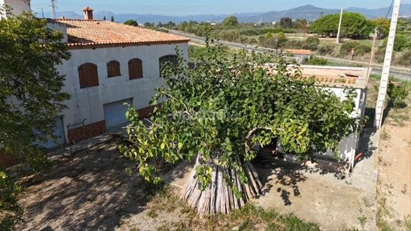 Foto 1a847013-0b79-4faa-afd7-5fe3d8b181e0. Bauernhof in Riudoms