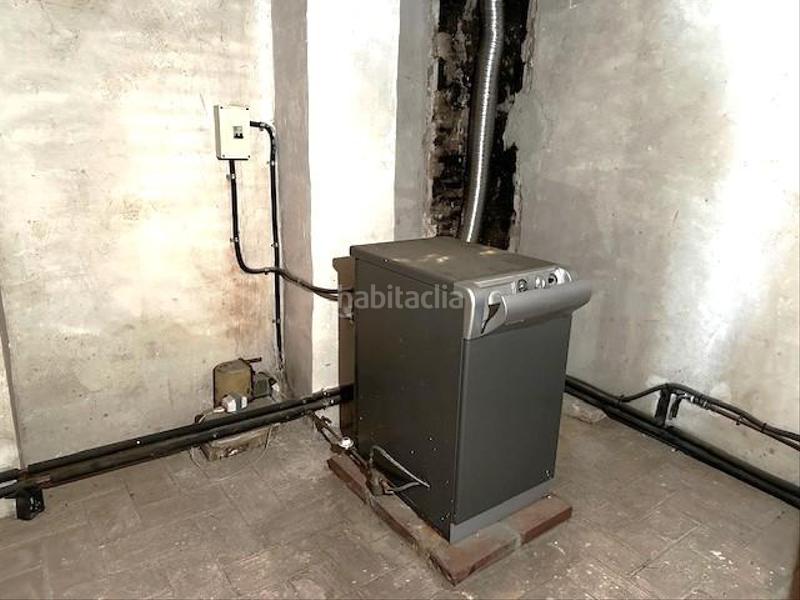 Foto 10a75eda-8bda-4b5b-9936-edd956c2c7ea. Casa adosada gran casa de poble al casc antic en Riudoms