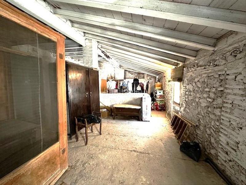 Foto 15215cb2-f46f-46ef-bb80-e2f4a2e770b0. Casa adosada gran casa de poble al casc antic en Riudoms