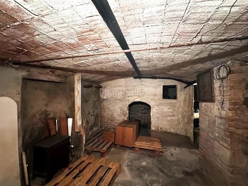 Foto abb8596e-788f-481c-ac38-43fa5a8f1c8f. Casa adosada gran casa de poble al casc antic en Riudoms