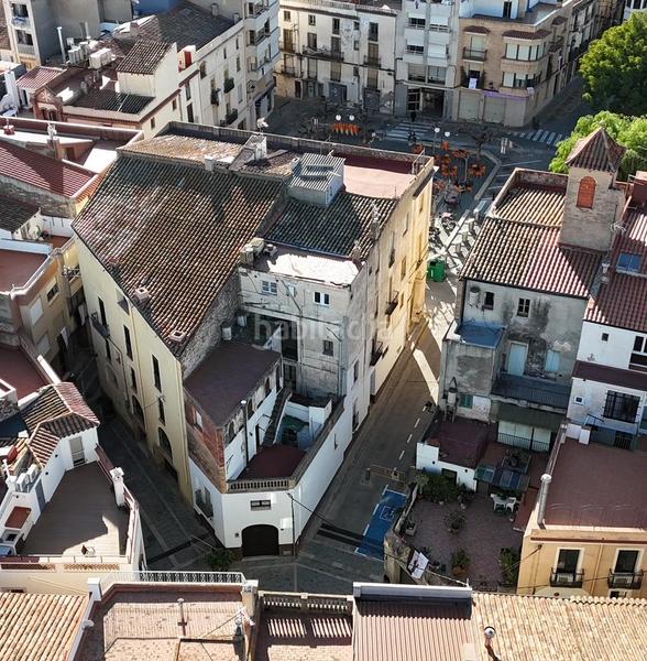 Foto e8ff905d-db04-442e-985e-379af7307f58. Masía en petita 13 fantàstica casa a la plaça de lesglésia en Riudoms