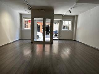 Lloguer Local Comercial  Dr fleming. Local comercial al centre