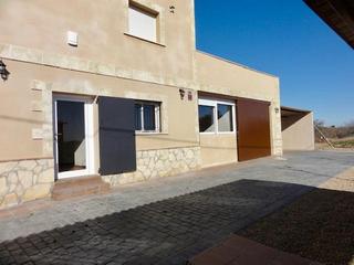 Lloguer Masia  Del brugar (burgà p40 pc15). Xaletmasia en lloguer