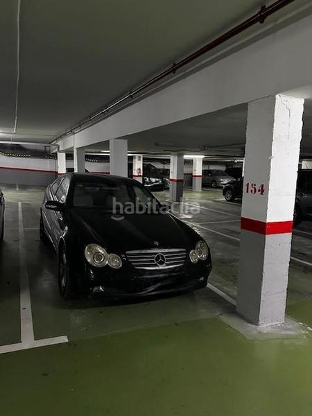 Foto d77a8b64-b718-4c10-8bce-285868587c41. Autoparkplatz in Ponent Reus