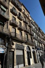 Rent Business premise  Llovera. Local comercial en lloguer al centre