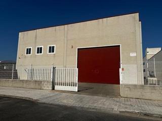 Location Bâtiment à usage industriel  De la informàtica. Nau industrial en lloguer ben situada