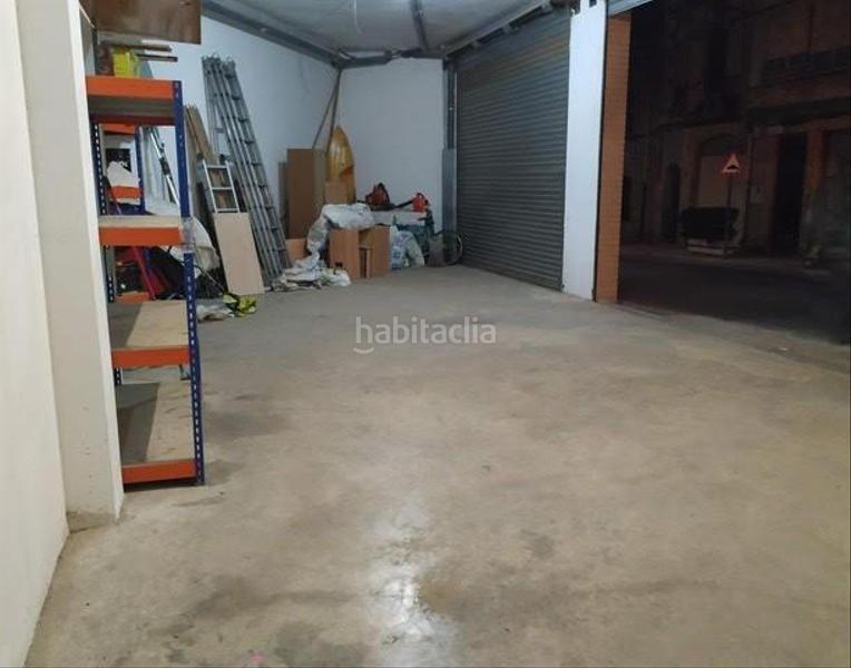 Foto 7d5c64de-f467-4394-9815-a49c1c5745f7. Local comercial  ben situat en Riudoms