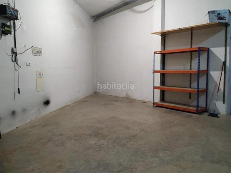 Foto c199e361-169e-4b6f-a21f-70c0784a9c46. Local comercial  ben situat en Riudoms