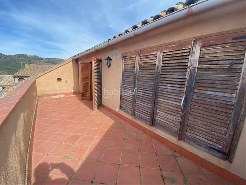 Foto abdaec7d-4781-435b-8e78-cdfc432e737e. Masía casa de poble entre mitjeres situada a torroja en Torroja del Priorat